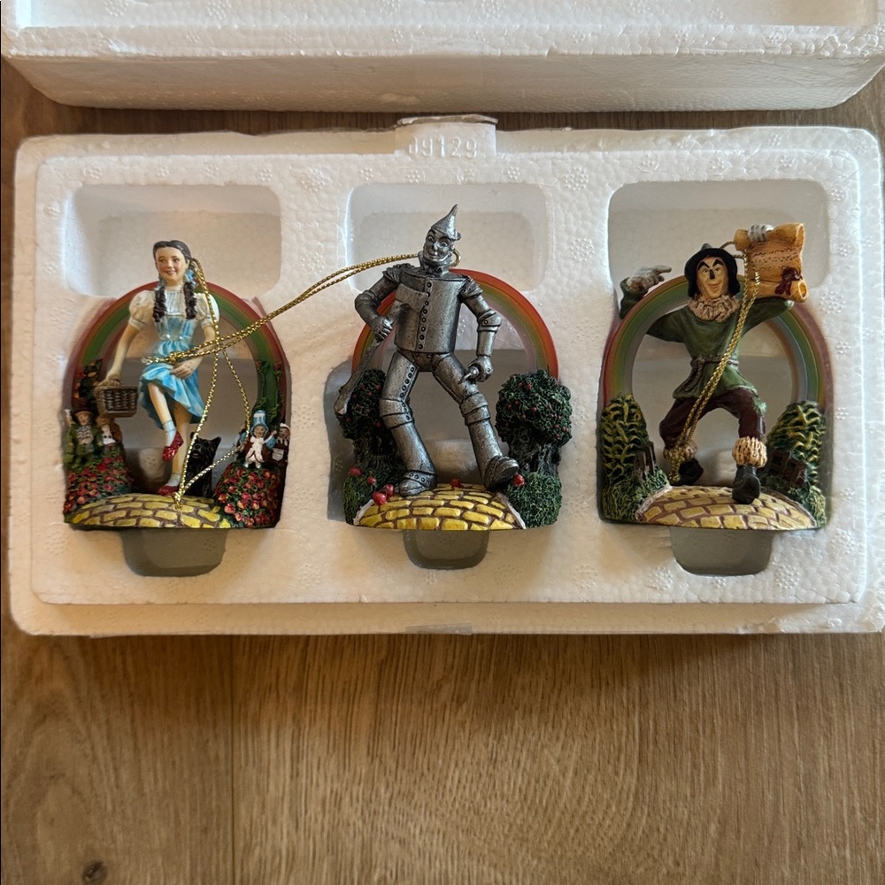 Bradford Editions Wizard of Oz Yellow Brick Road 3 Ornaments COA Dorothy Tin Man